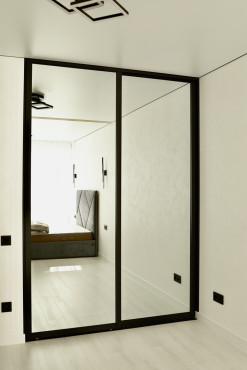 Шафа купе в ніші